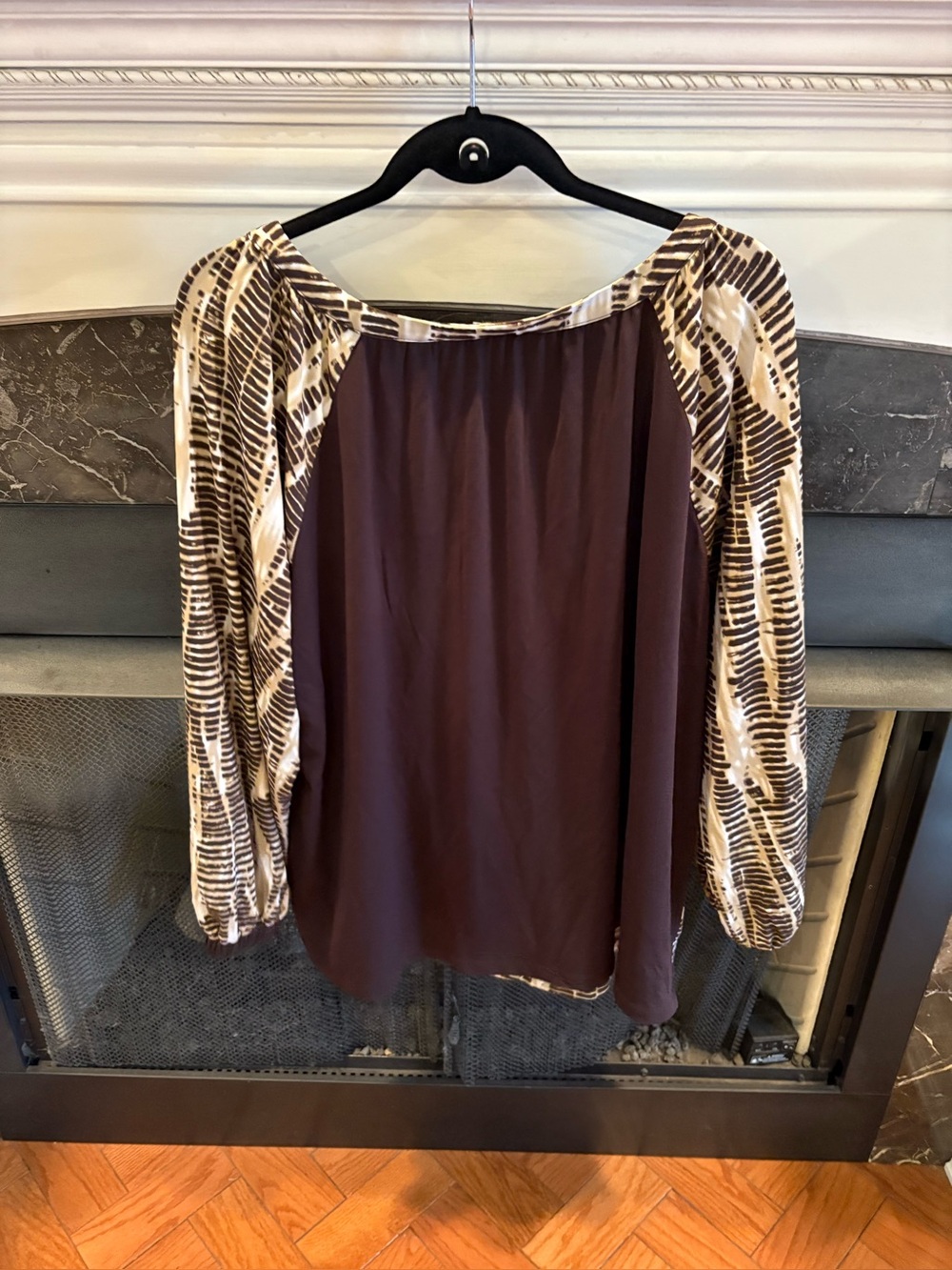Brown & cream abstract print blouse by Linea by Louis Dell’Olio size 2X